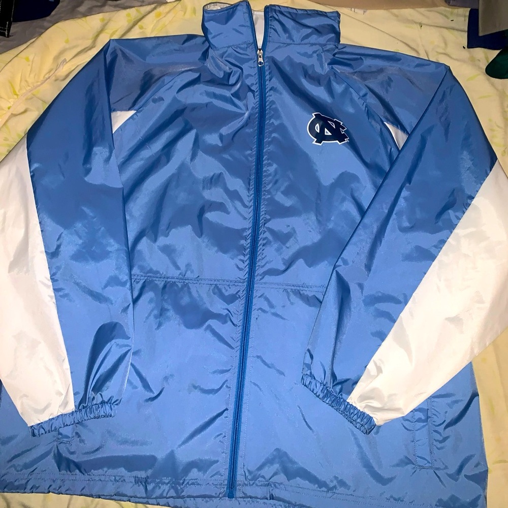 North Carolina Tarheels Genuine Stuff Jacket Men's XL UNC Blue/white Windbreaker